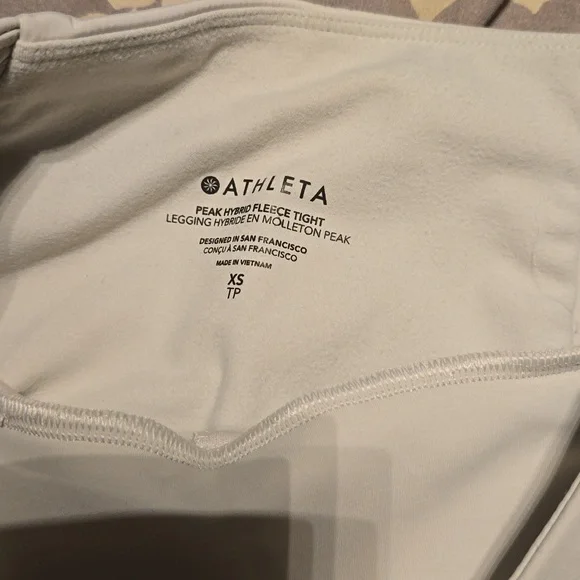 athleta peak hybrid fleece legging XS NWOT - Picture 3 of 7